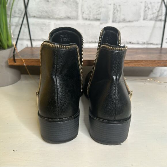 Call It Spring Black Ankle Boots Shoes Vegan Leather Zip Up Size 8 - Picture 4 of 8